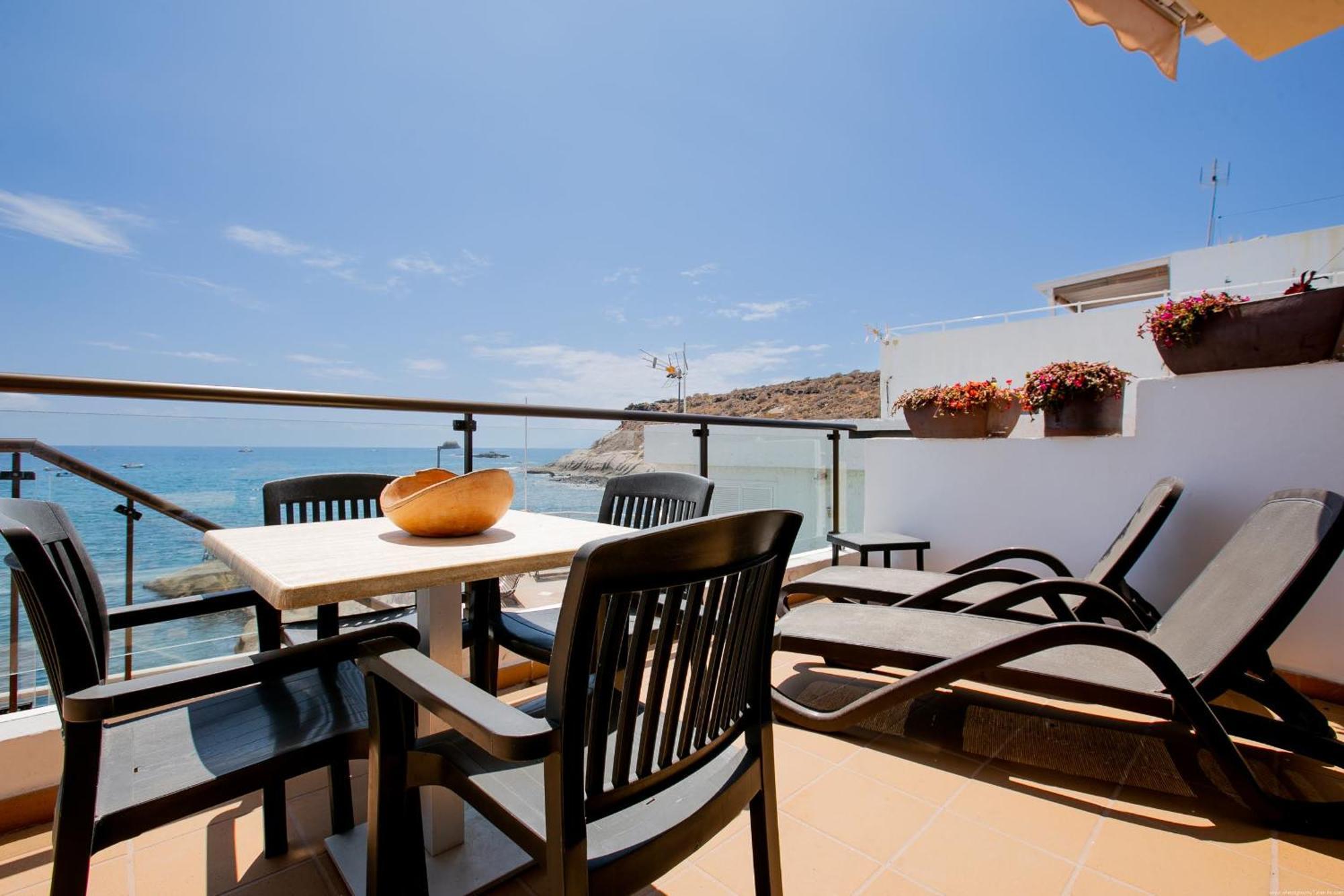 אדחה Apartments La Caleta Sunrises מראה חיצוני תמונה