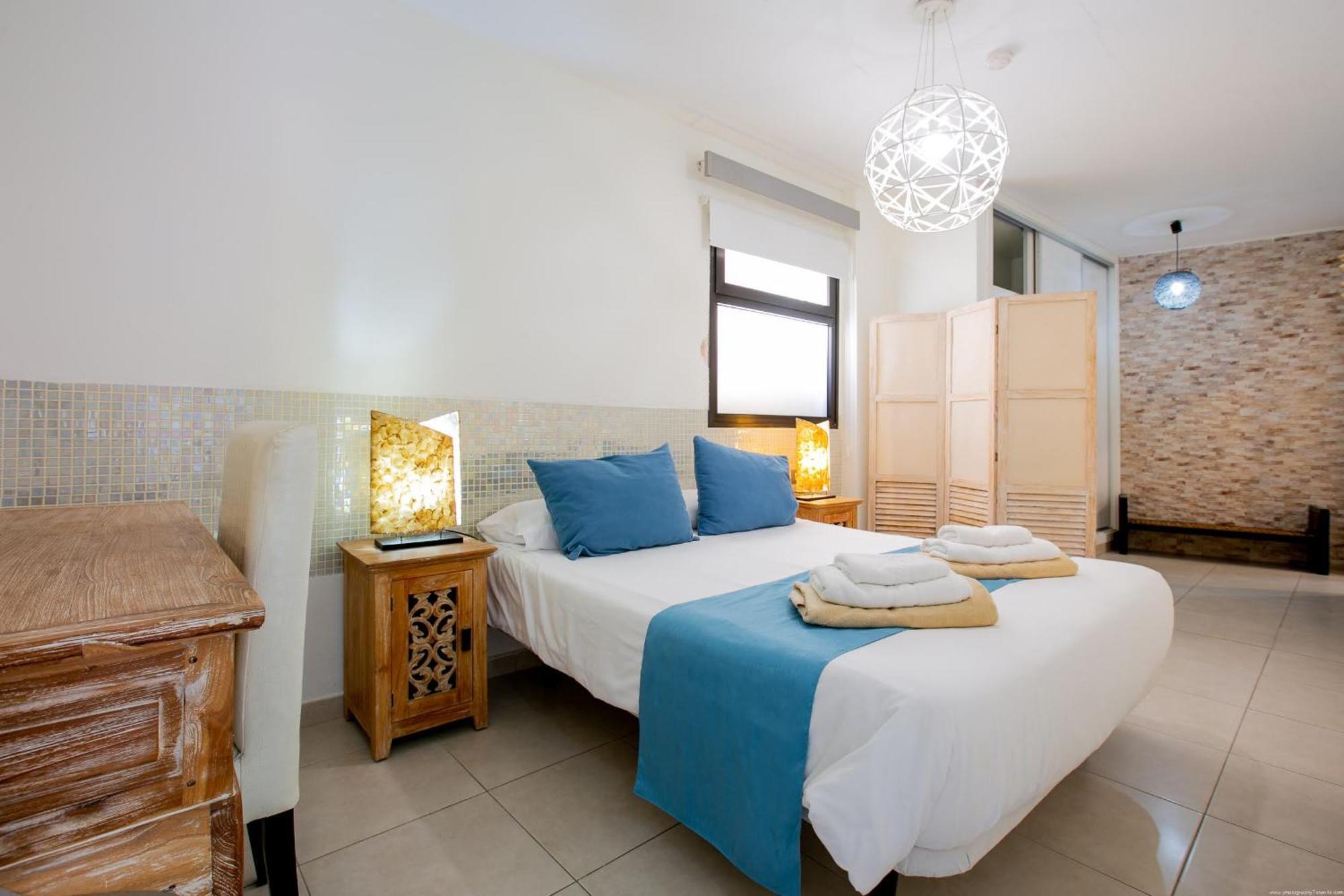 אדחה Apartments La Caleta Sunrises מראה חיצוני תמונה