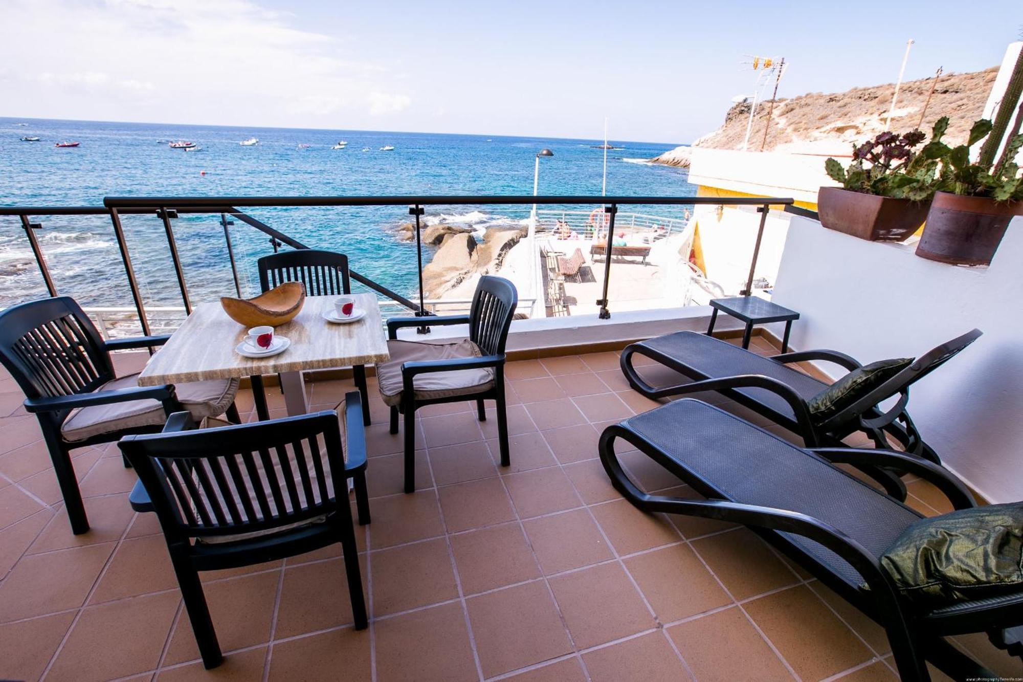 אדחה Apartments La Caleta Sunrises מראה חיצוני תמונה