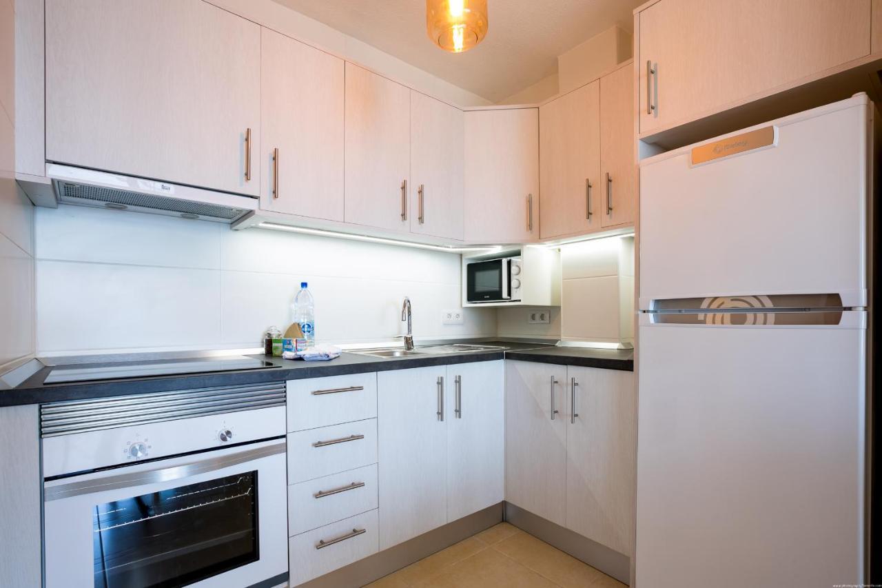 אדחה Apartments La Caleta Sunrises מראה חיצוני תמונה