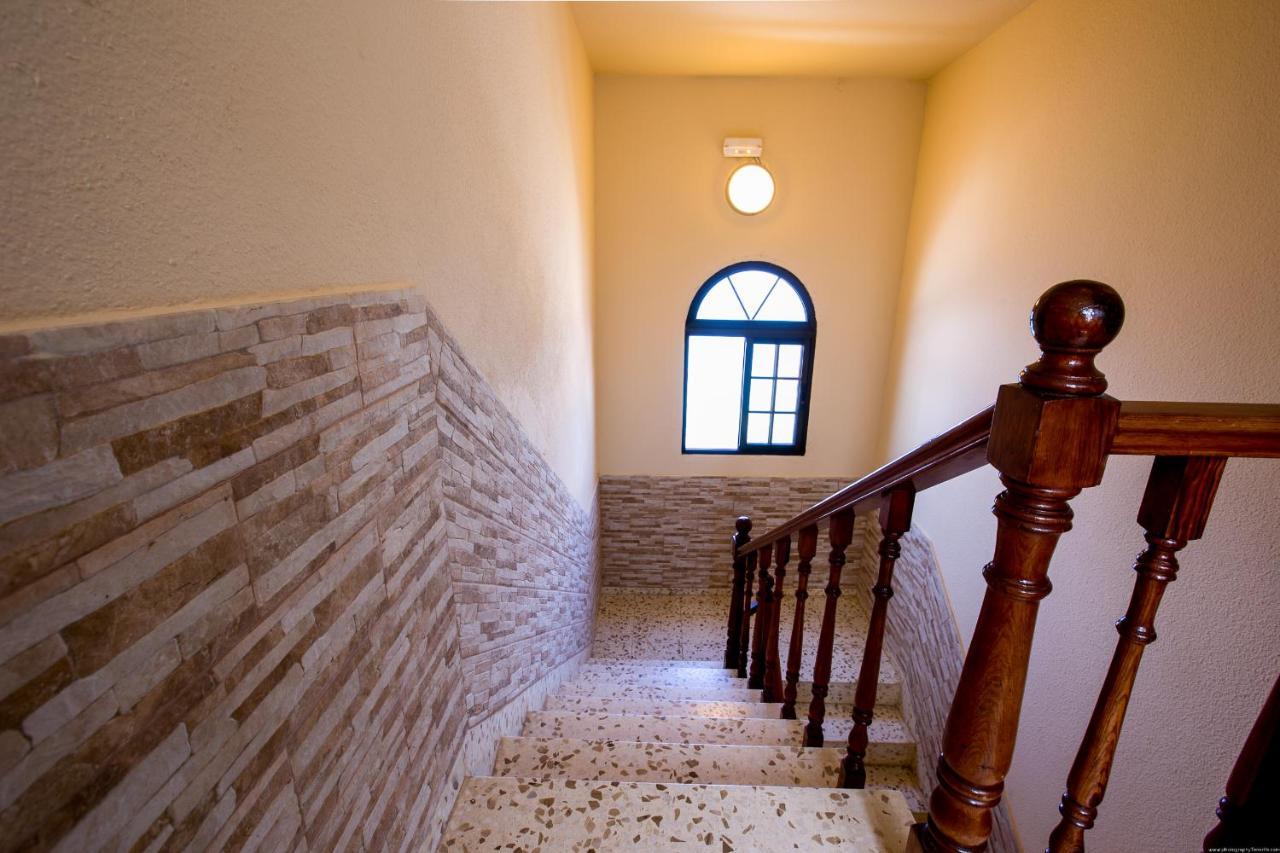 אדחה Apartments La Caleta Sunrises מראה חיצוני תמונה